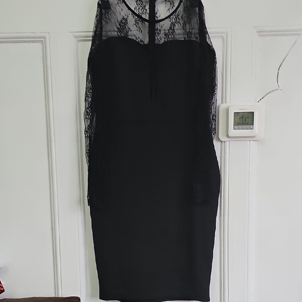 Elegant Black Lace Dress